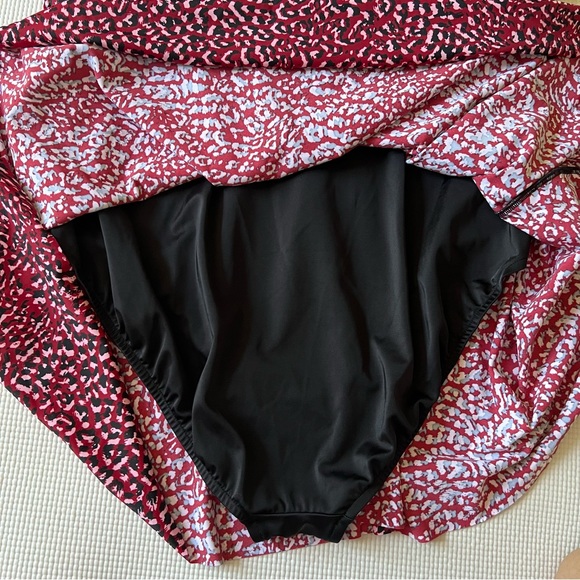 SWIM SOLUTIONS Women's Red Stretch Tummy Control Flyaway Sweetheart Swimdress 22 - Picture 13 of 16